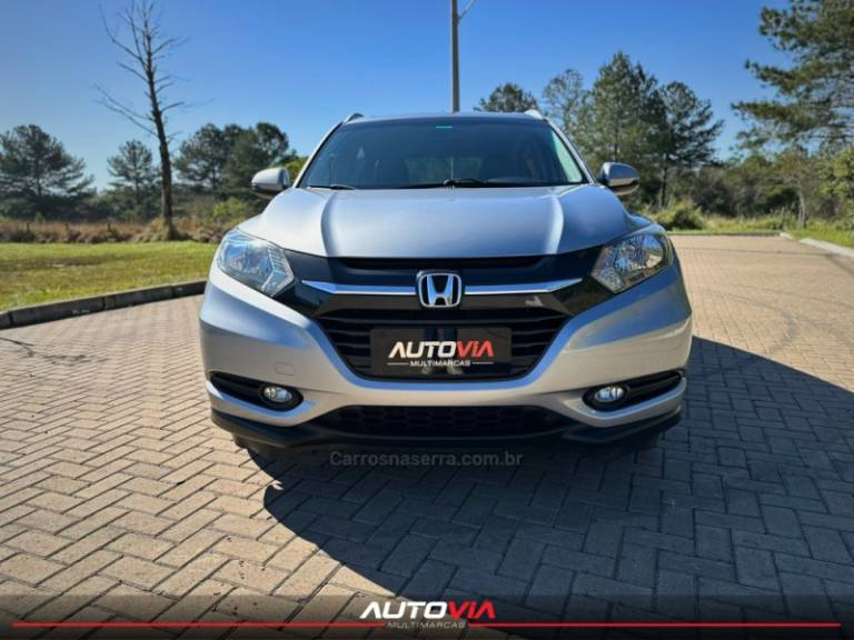 HONDA - HR-V - 2016/2017 - Cinza - R$ 95.900,00
