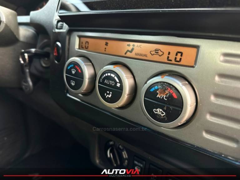 NISSAN - FRONTIER - 2006/2007 - Prata - R$ 79.900,00