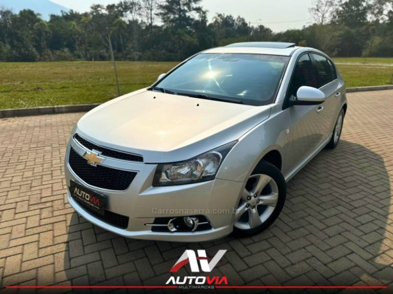 CHEVROLET - CRUZE - 2014/2014 - Branca - R$ 75.900,00