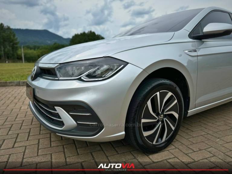 VOLKSWAGEN - POLO - 2024/2025 - Prata - R$ 108.900,00