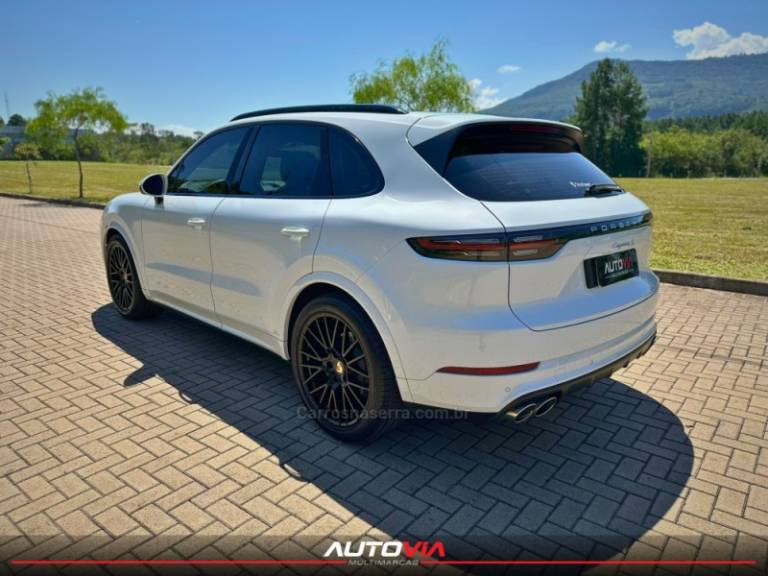 PORSCHE - CAYENNE S - 2019/2019 - Branca - R$ 339.900,00