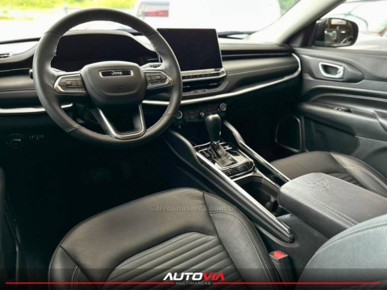 JEEP - COMMANDER - 2024/2025 - Cinza - R$ 179.900,00