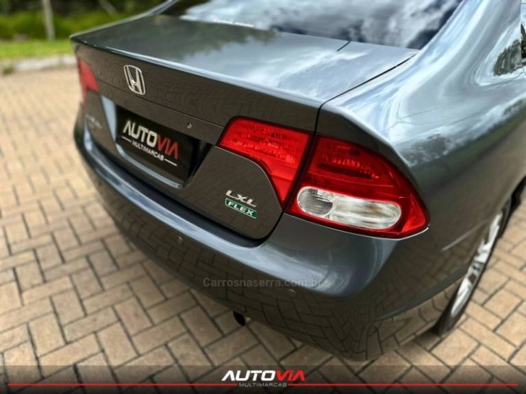 HONDA - CIVIC - 2010/2011 - Cinza - R$ 61.900,00