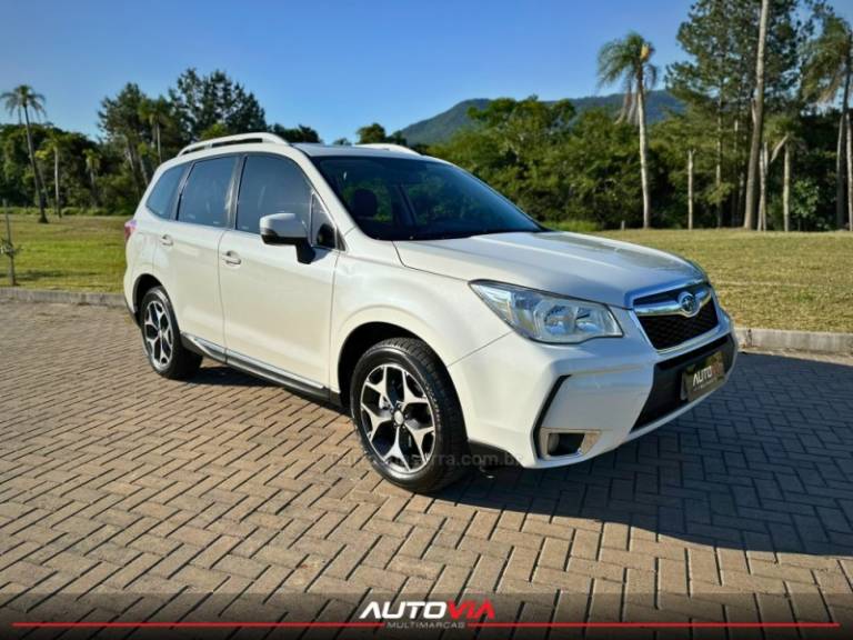 SUBARU - FORESTER - 2016/2016 - Branca - R$ 84.900,00