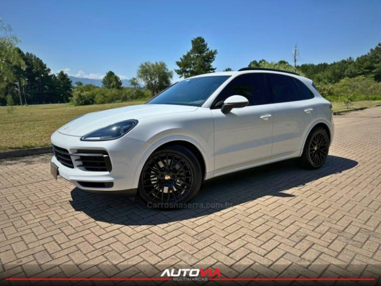 PORSCHE - CAYENNE S - 2019/2019 - Branca - R$ 339.900,00