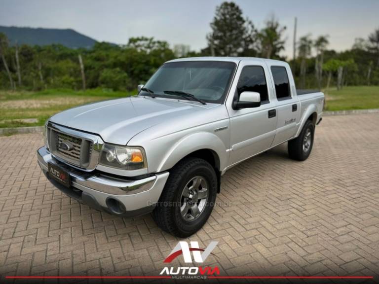 FORD - RANGER - 2007/2008 - Prata - R$ 69.900,00