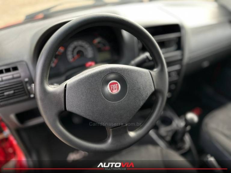 FIAT - STRADA - 2011/2012 - Vermelha - R$ 49.900,00