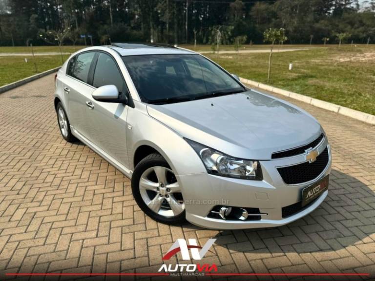 CHEVROLET - CRUZE - 2014/2014 - Branca - R$ 75.900,00