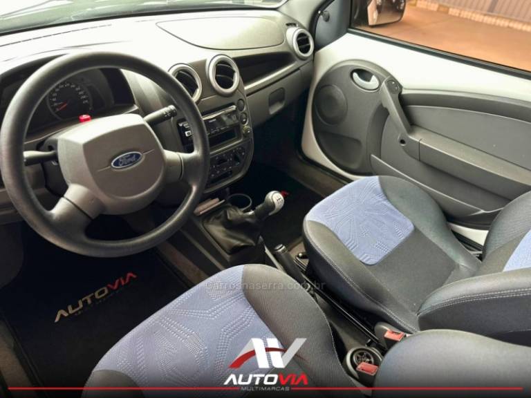 FORD - KA - 2012/2013 - Branca - R$ 29.900,00