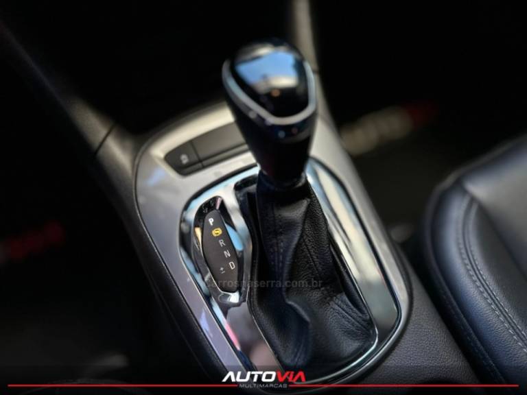 CHEVROLET - CRUZE - 2021/2022 - Prata - R$ 105.900,00