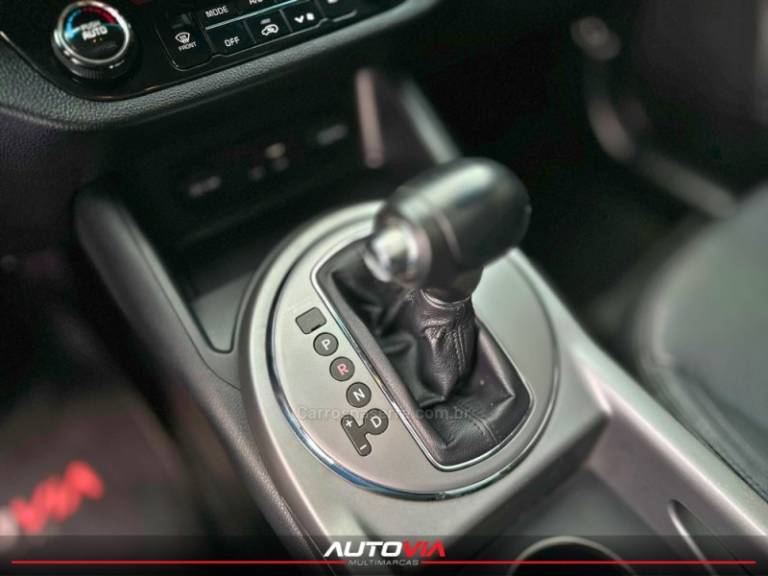 KIA MOTORS - SPORTAGE - 2014/2015 - Branca - R$ 89.900,00