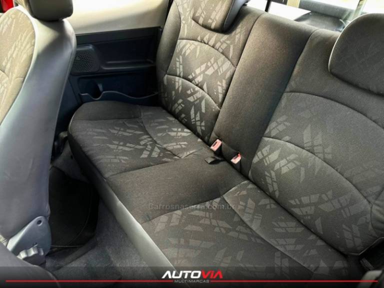 FIAT - STRADA - 2011/2012 - Vermelha - R$ 49.900,00