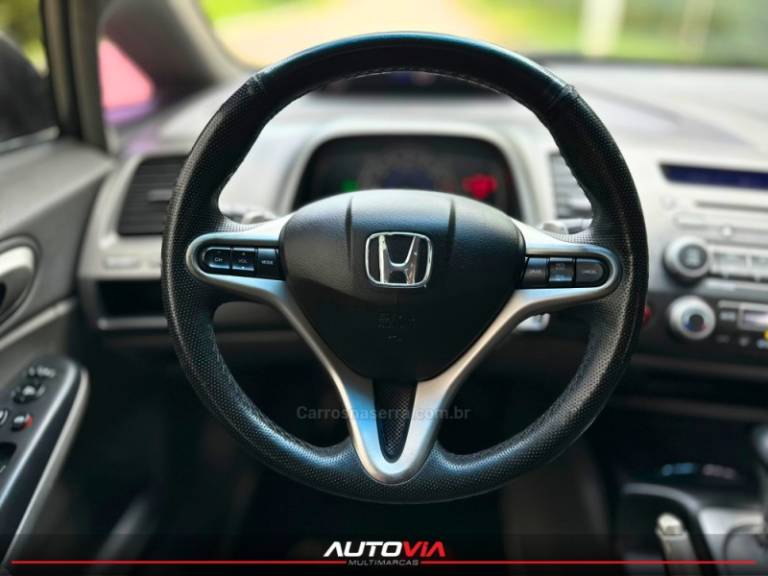 HONDA - CIVIC - 2010/2011 - Cinza - R$ 61.900,00