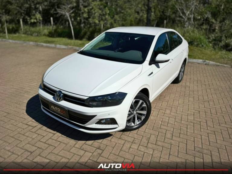 VOLKSWAGEN - VIRTUS - 2017/2018 - Branca - R$ 74.900,00