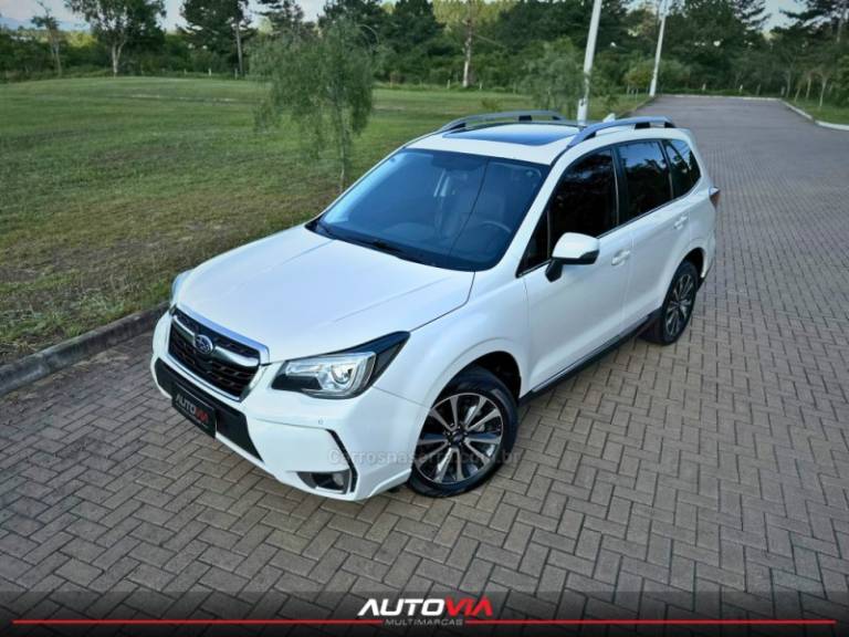 SUBARU - FORESTER - 2016/2017 - Branca - R$ 112.900,00