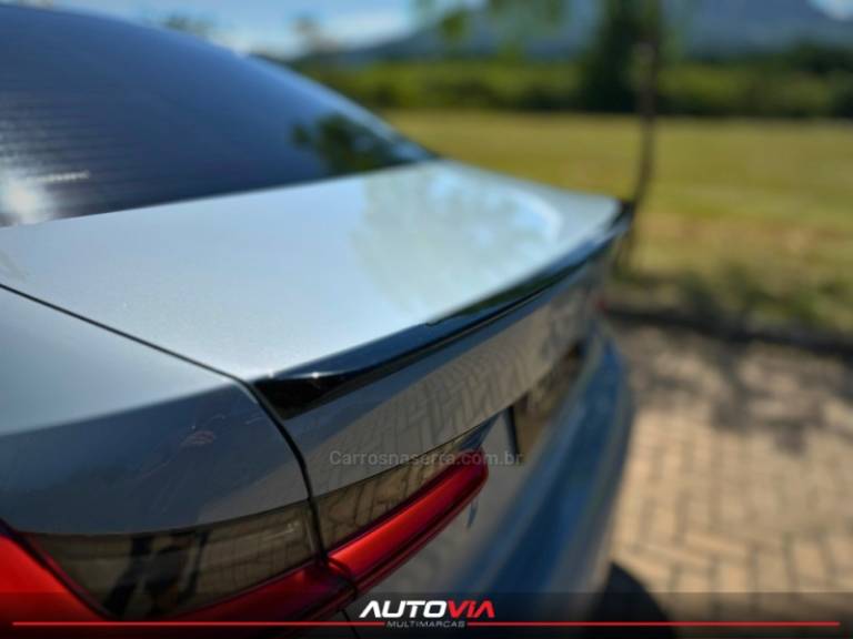 BMW - 320I - 2023/2024 - Cinza - R$ 309.900,00