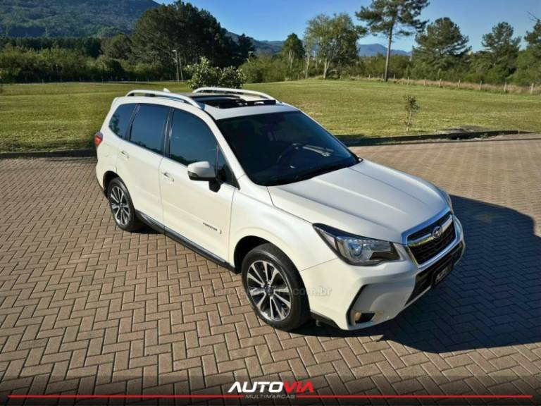 SUBARU - FORESTER - 2016/2017 - Branca - R$ 99.900,00