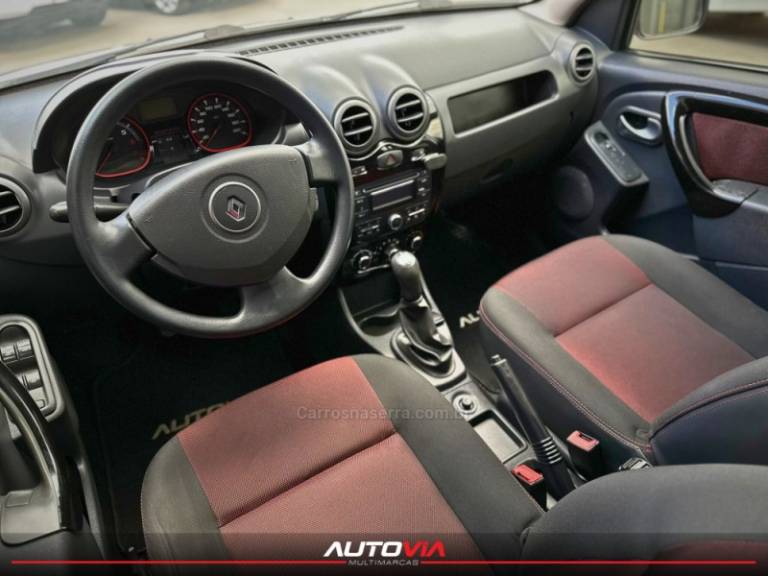 RENAULT - SANDERO - 2012/2012 - Prata - R$ 39.900,00