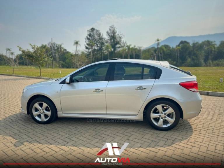 CHEVROLET - CRUZE - 2014/2014 - Branca - R$ 75.900,00