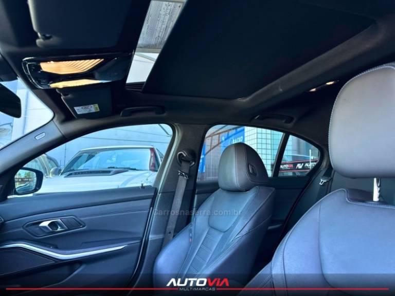 BMW - 320I - 2023/2024 - Cinza - R$ 309.900,00