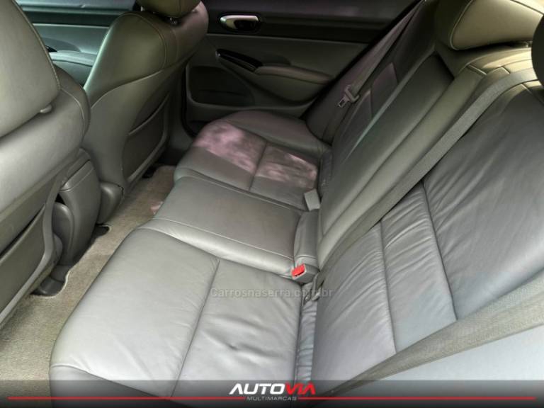 HONDA - CIVIC - 2010/2011 - Cinza - R$ 61.900,00