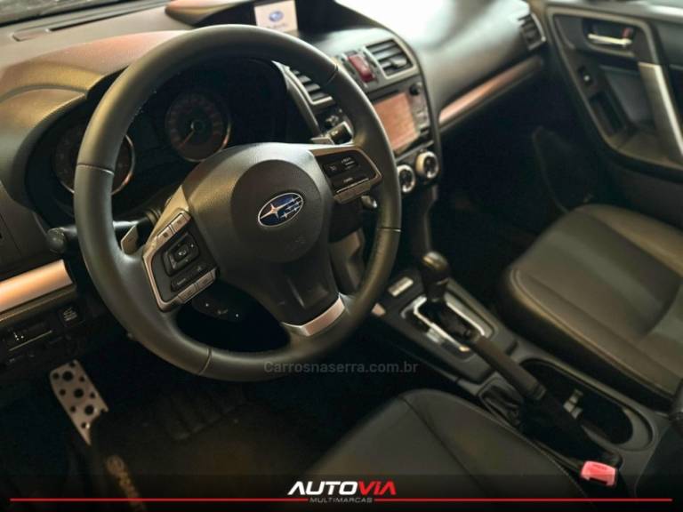 SUBARU - FORESTER - 2015/2016 - Cinza - R$ 81.900,00