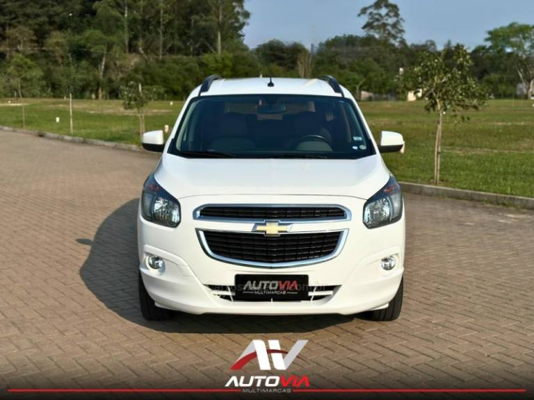 CHEVROLET - SPIN - 2016/2016 - Branca - R$ 65.900,00