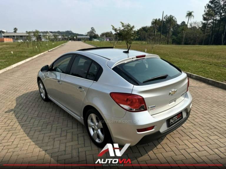 CHEVROLET - CRUZE - 2014/2014 - Branca - R$ 75.900,00