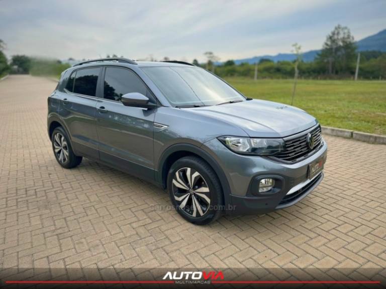 VOLKSWAGEN - T-CROSS - 2022/2022 - Cinza - R$ 112.900,00