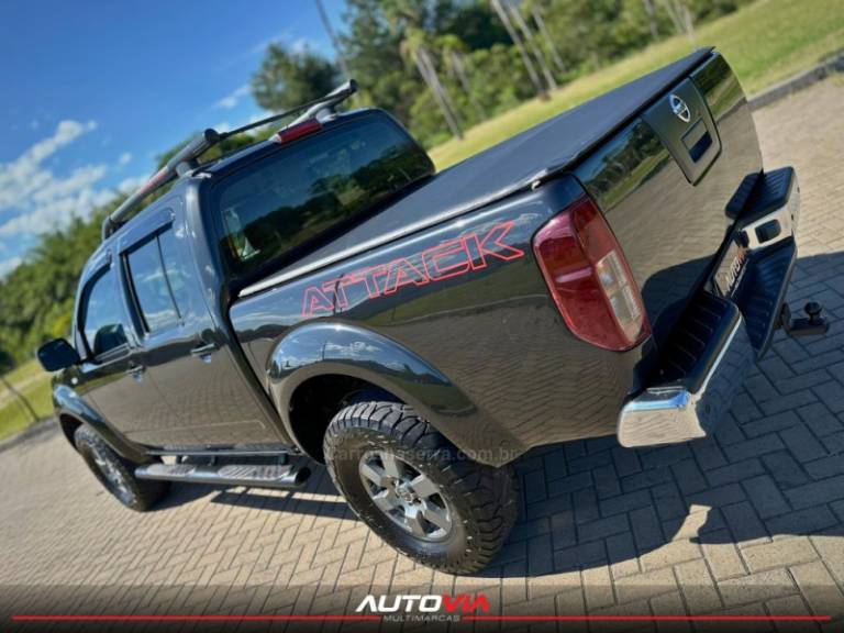 NISSAN - FRONTIER - 2012/2013 - Preta - R$ 95.900,00