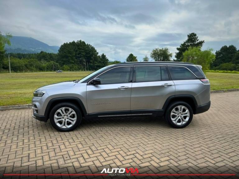 JEEP - COMMANDER - 2024/2025 - Cinza - R$ 179.900,00
