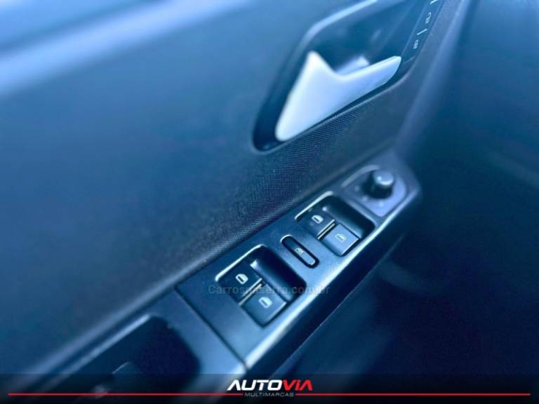 VOLKSWAGEN - SPACEFOX - 2018/2018 - Branca - R$ 55.900,00