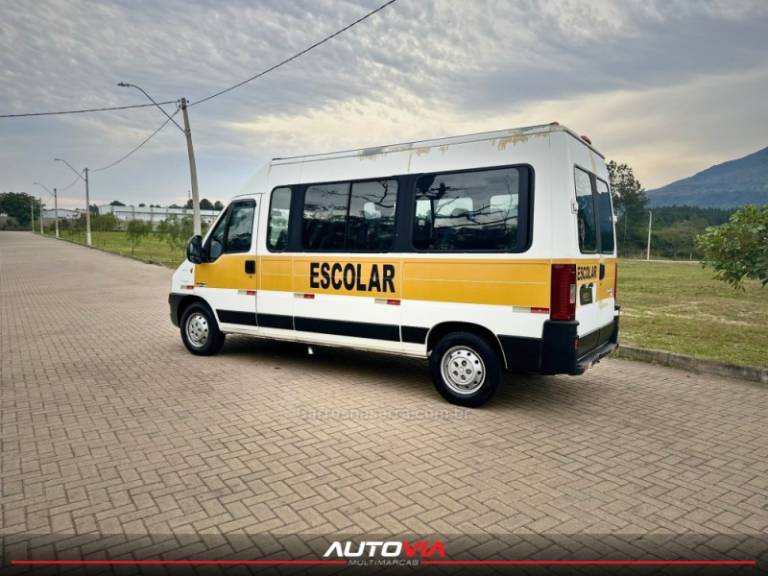 FIAT - DUCATO - 2012/2013 - Branca - R$ 115.900,00