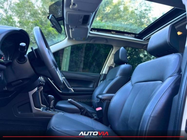 SUBARU - FORESTER - 2016/2017 - Branca - R$ 99.900,00
