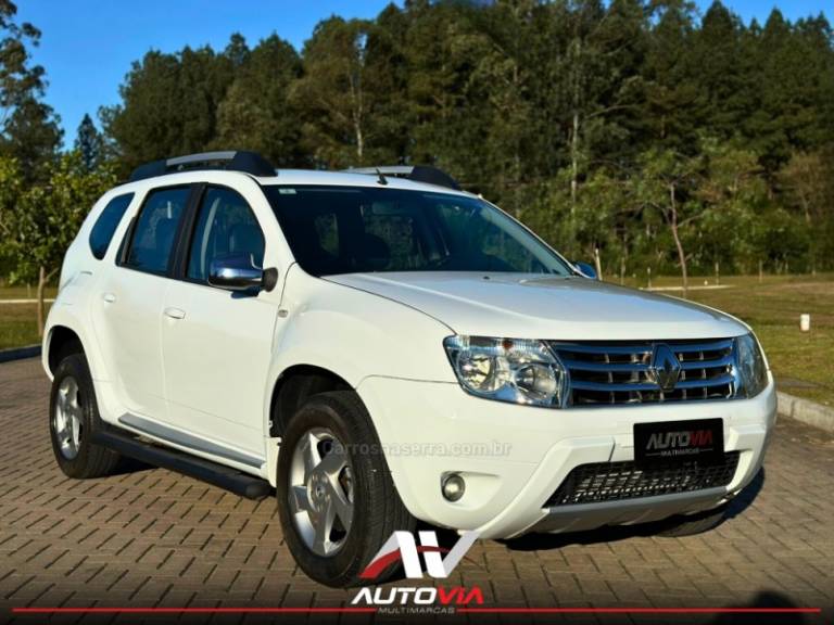 RENAULT - DUSTER - 2013/2014 - Branca - R$ 51.900,00