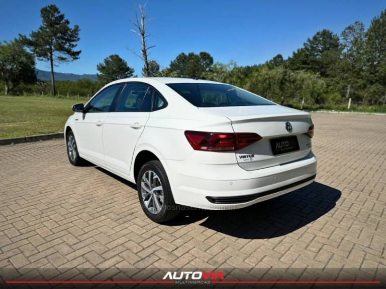 VOLKSWAGEN - VIRTUS - 2017/2018 - Branca - R$ 74.900,00