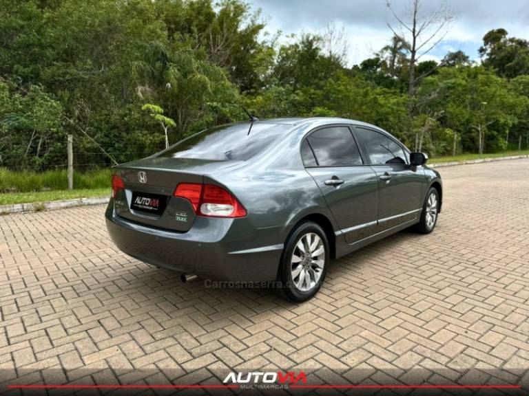HONDA - CIVIC - 2010/2011 - Cinza - R$ 61.900,00