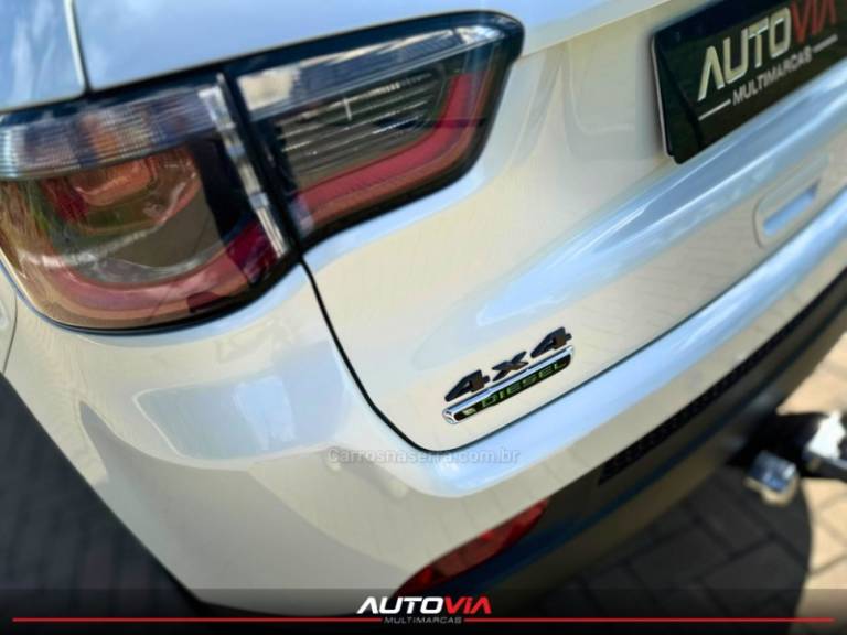 JEEP - COMPASS - 2020/2021 - Branca - R$ 132.900,00