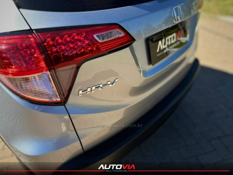 HONDA - HR-V - 2016/2017 - Cinza - R$ 95.900,00