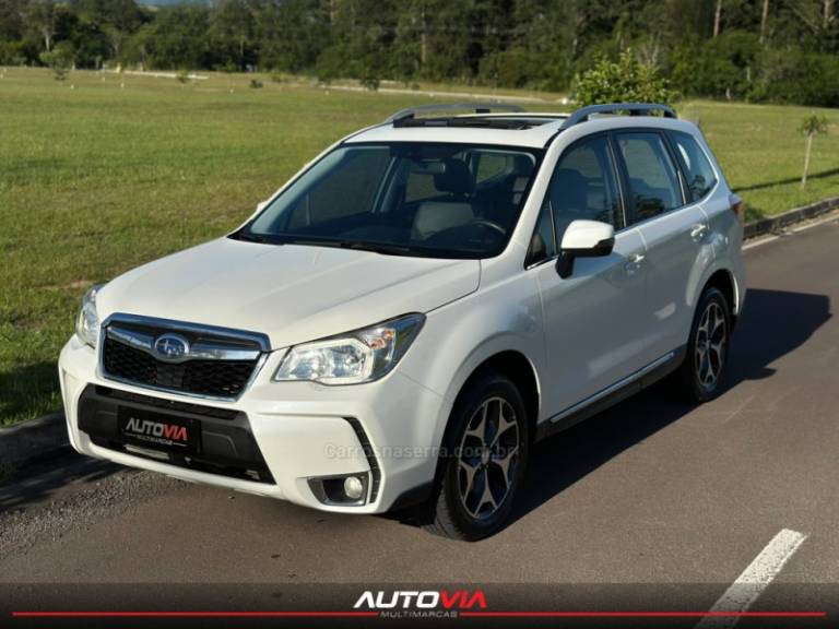 SUBARU - FORESTER - 2016/2016 - Branca - R$ 84.900,00